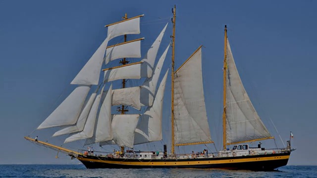 Парад на ветрилата във Варненски залив - Десетки ветроходи  SCF Black Sea Tall Ships Regatta 2016