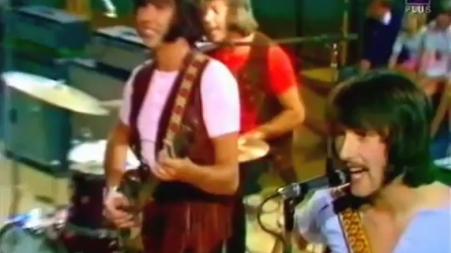 The Tremeloes - The Games People Play  Proud Mary (Live 1970)