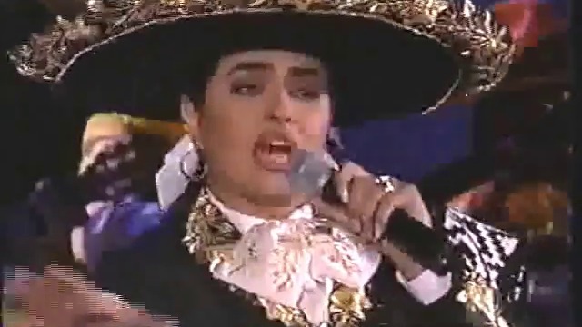 Ángeles Ochoa — Gorrioncillo pecho amarillo