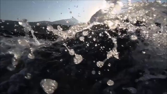 Gareth Emery  -  ft. Haliene - Saving Light