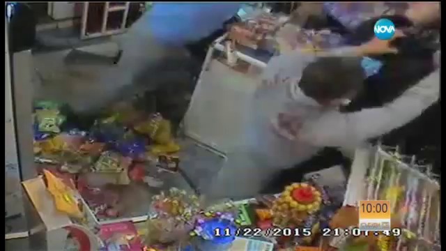 Жесток побой над мъж в столичен магазин