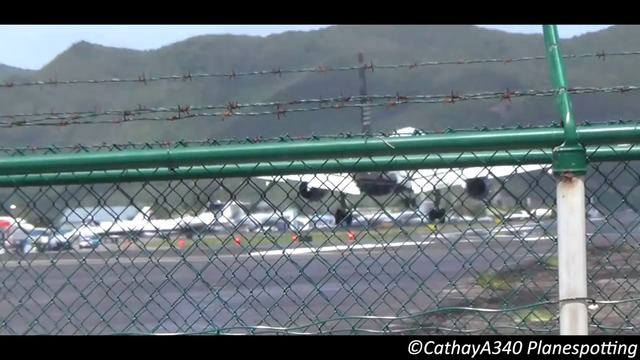 ---INSANE PLANESPOTTING! Maho Beach Saint Maarten Princess Juliana Int'l Airport - FULL 1080p HD! - YouTube