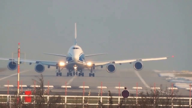 ---Aviões Incríveis ✈Grandes aeronaves do Mundo ✈ AirBus A380 Boeing 747