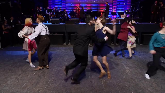 Hellzapoppin' Lindy Hop Contest Finals with the Gordon Webster band
