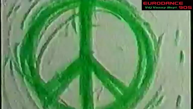 Intermission Feat. Lori Glori - Give Peace A Chance - 1994