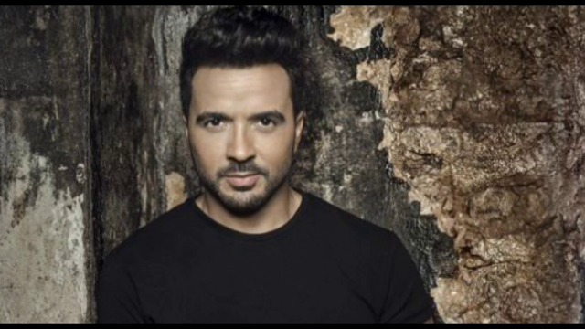 Luis Fonsi – Sola