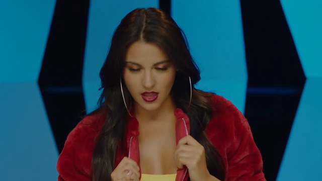 Maite Perroni & Reykon - Bum Bum Dale Dale (Video Oficial)